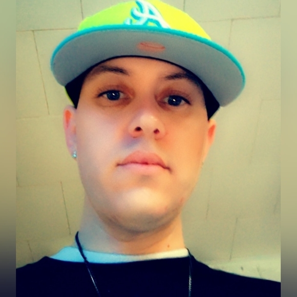 Meet your Posher, Justin - Picture 5 of 7